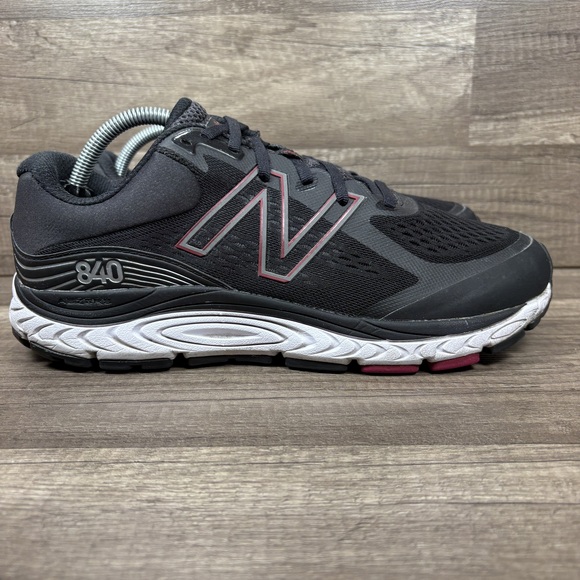 New Balance 840 v5 Black Mens US Size 9.5 Extra Wide M840BR5 Running Shoes - Picture 1 of 10